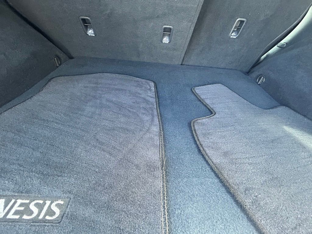 Used 2023 Genesis GV70 2.5T w/ Sport Prestige Package image 41