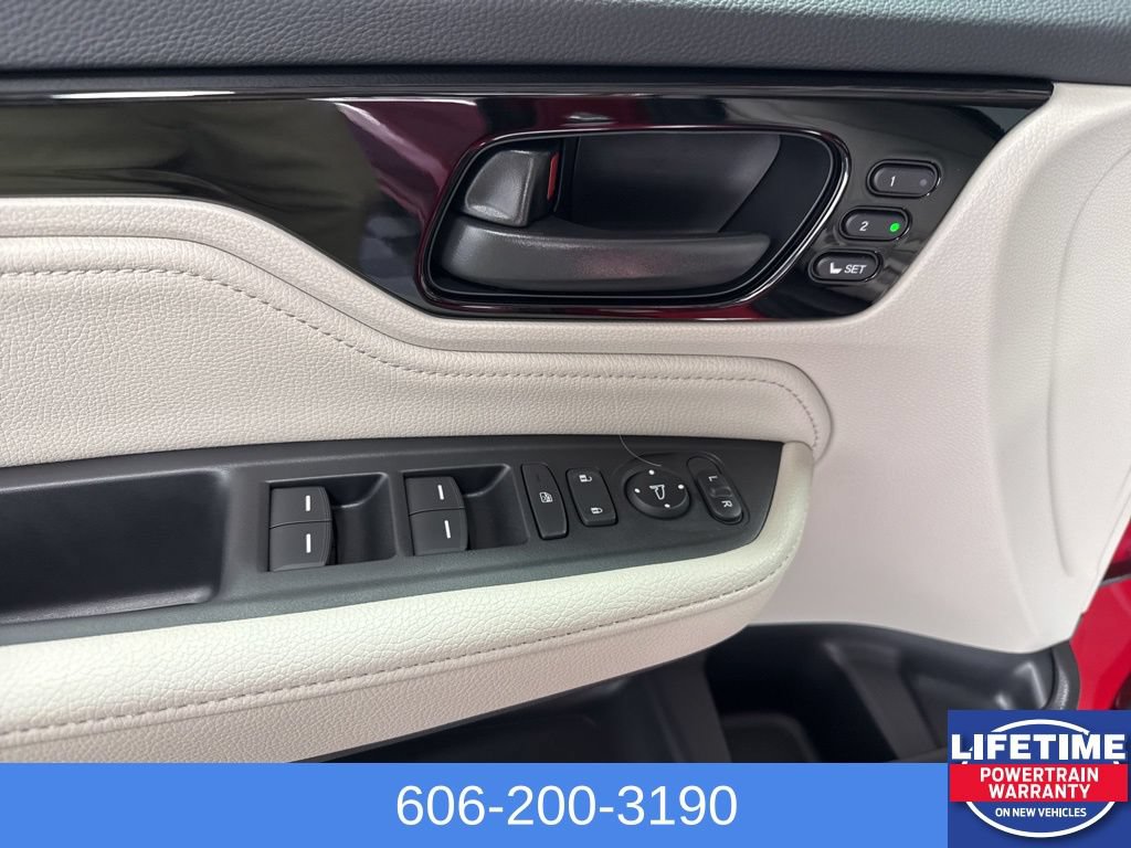 New 2026 Honda Odyssey Touring image 33