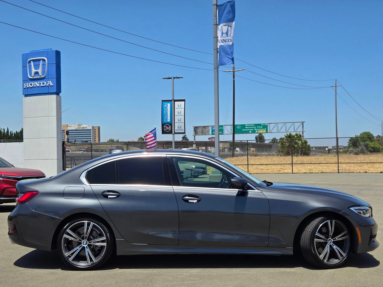 Used 2021 BMW 330i Sedan w/ Premium Package RWD image 8