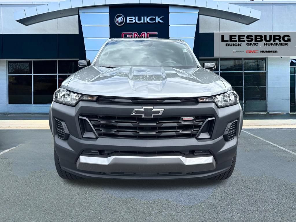 Used 2023 Chevrolet Colorado Trail Boss w/ LPO, Dark Essentials Package AWD/4WD image 2