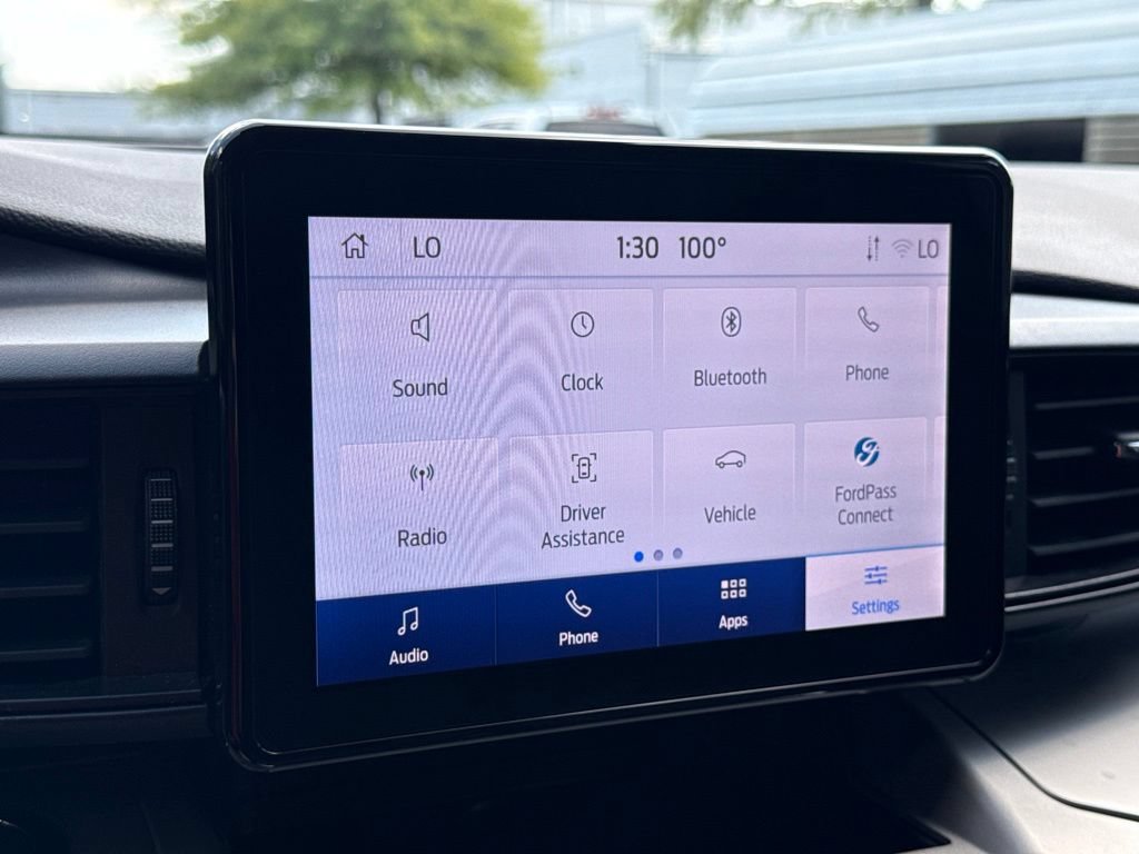 Used 2023 Ford Explorer XLT AWD/4WD image 24