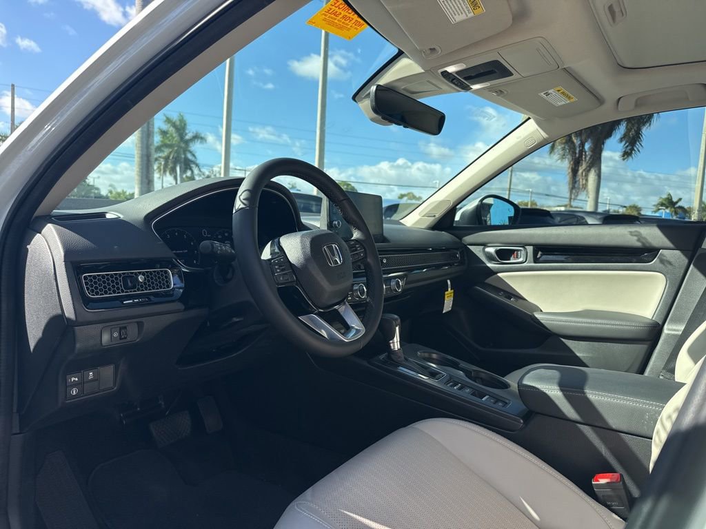 Used 2023 Honda Civic Touring image 14