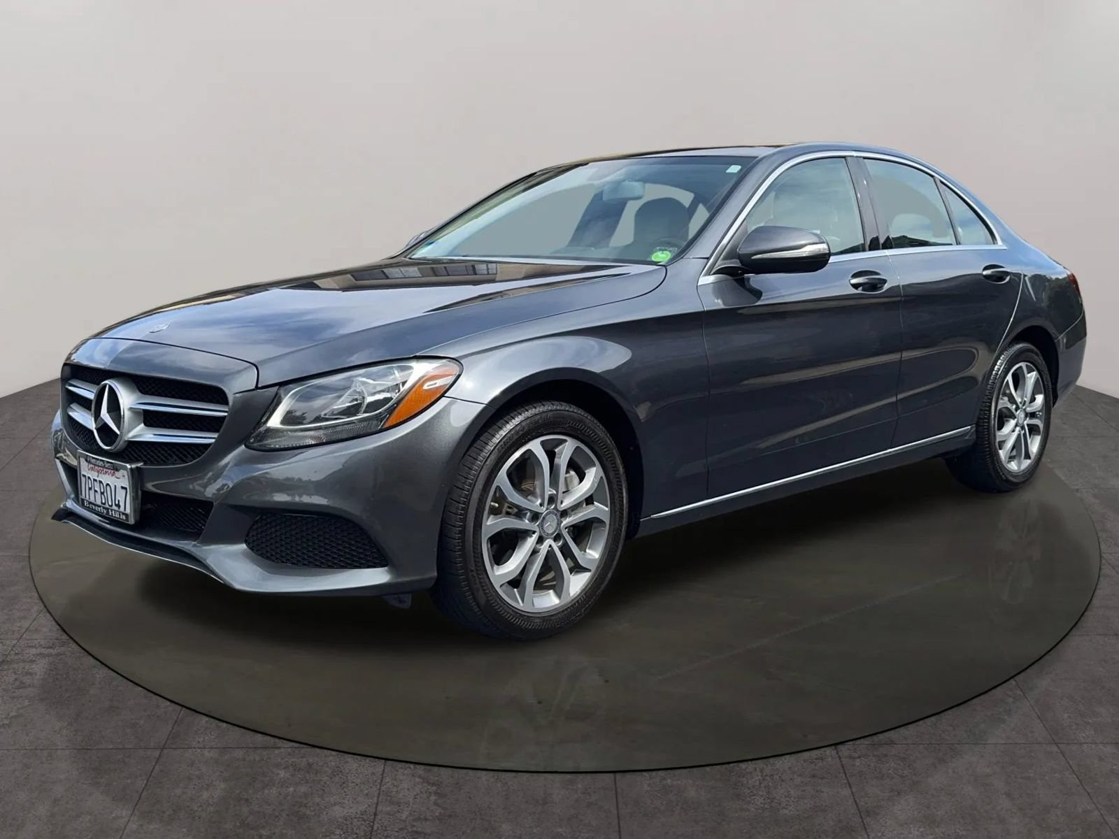 Used 2015 Mercedes-Benz C 300 4MATIC Sedan image 9