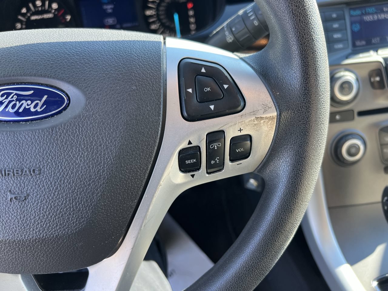 Used 2013 Ford Edge SE FWD image 20