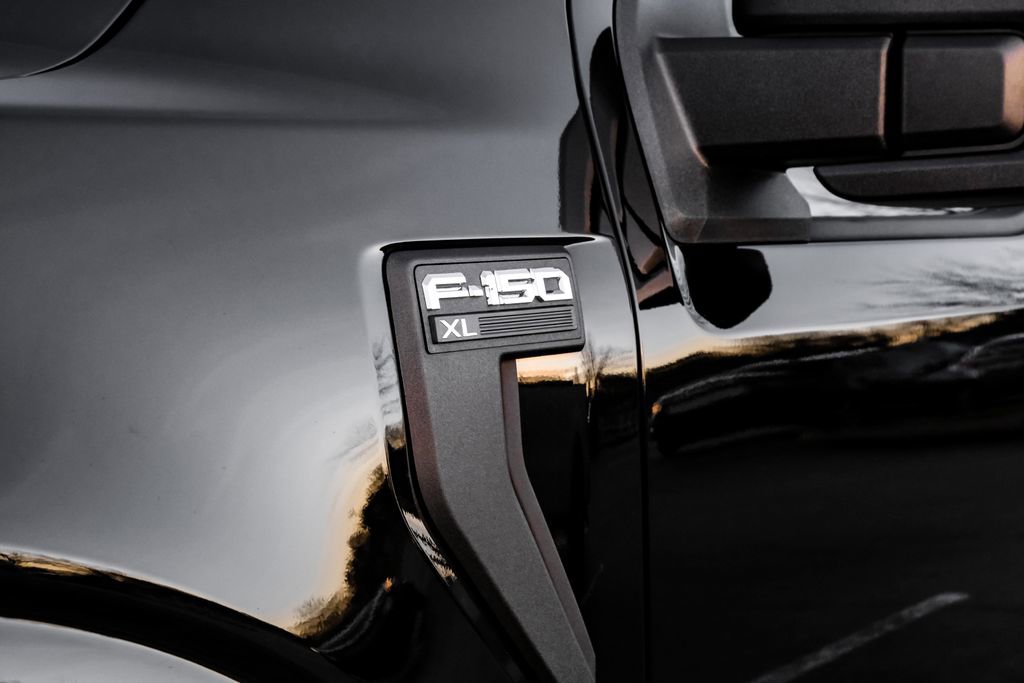 Used 2023 Ford F150 XL w/ XL Chrome Appearance Package image 40