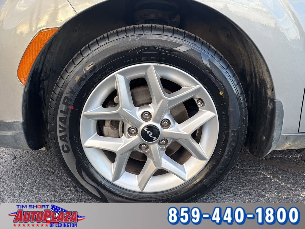 Used 2022 Kia Soul LX w/ Technology Package image 11