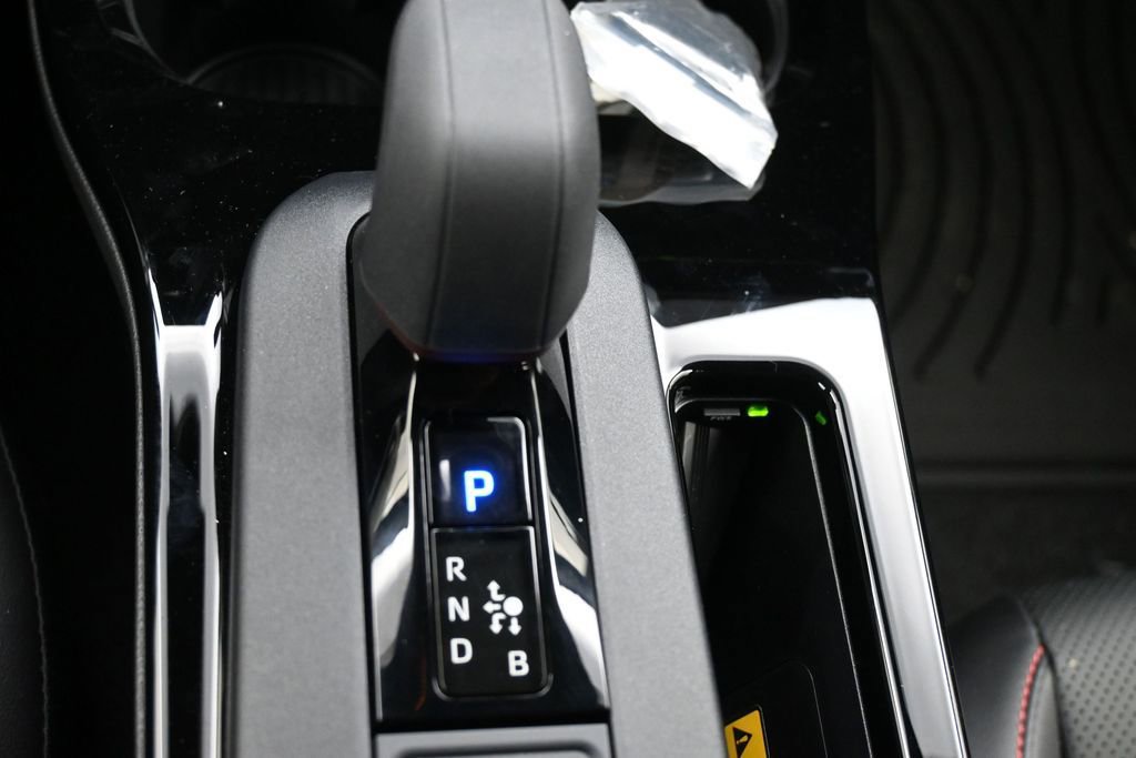 New 2026 Toyota Prius Plug-In Hybrid FWD image 17