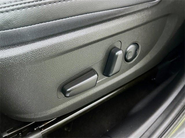 Used 2023 Hyundai Santa Fe SEL w/ Premium Package image 20