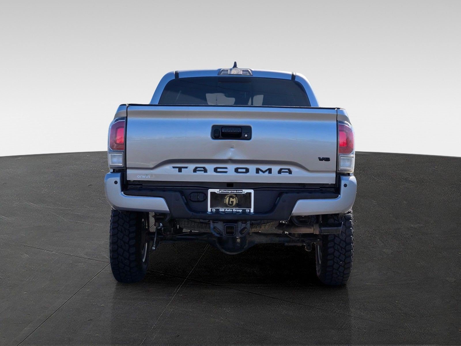 Used 2021 Toyota Tacoma TRD Off-Road w/ Technology Package AWD/4WD image 6