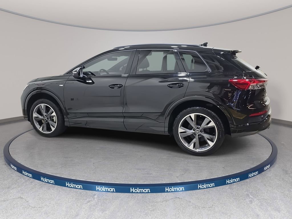 Used 2024 Audi Q4 e-tron Premium Plus w/ Premium Plus image 9
