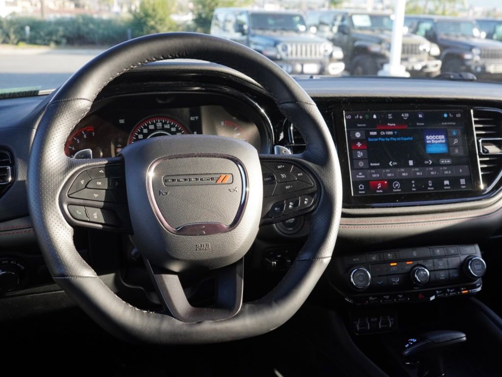 Used 2025 Dodge Durango GT image 25