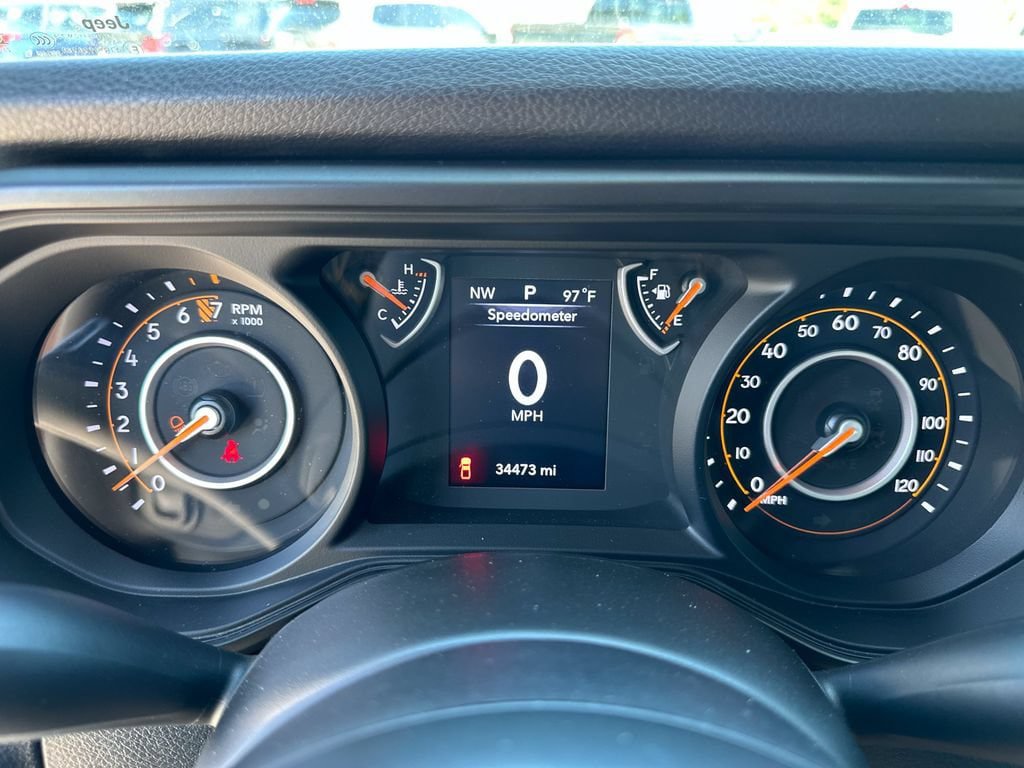 Used 2024 Jeep Gladiator Sport AWD/4WD image 33