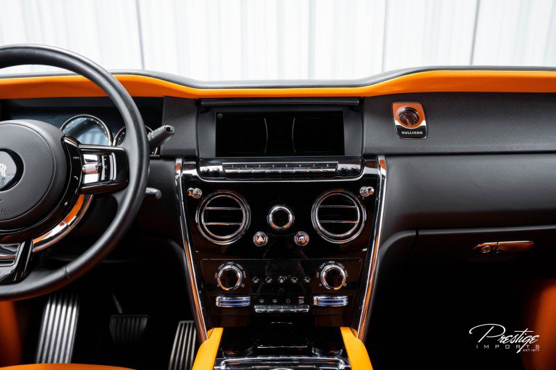 Used 2021 Rolls-Royce Cullinan image 40