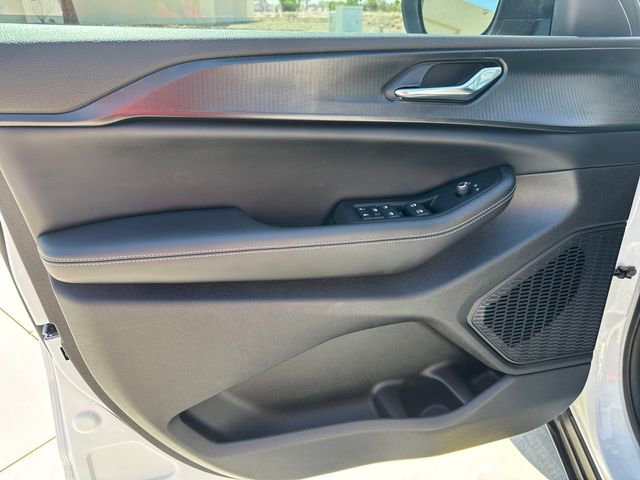 New 2025 Jeep Grand Cherokee L Laredo w/ Luxury Tech Group I image 10