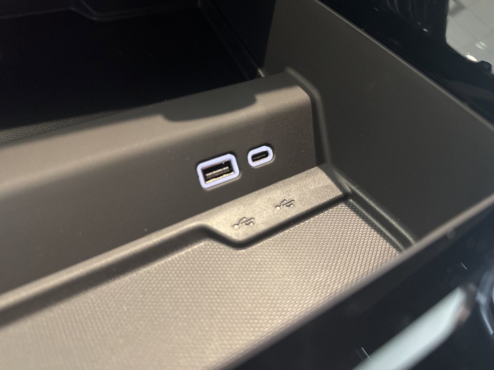 New 2026 Chevrolet Tahoe High Country w/ Sun And Tow Package image 30