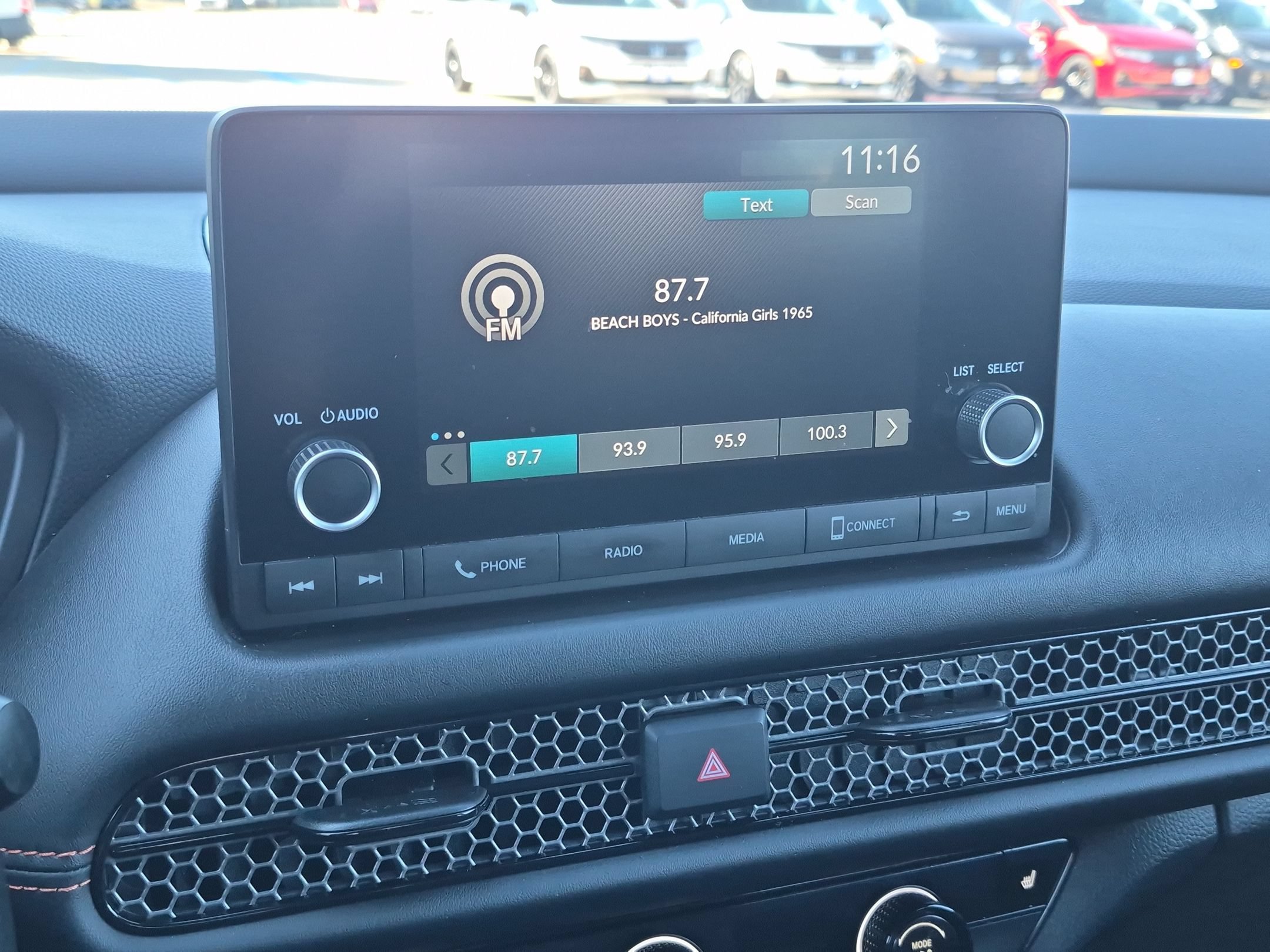Used 2025 Honda HR-V Sport image 18