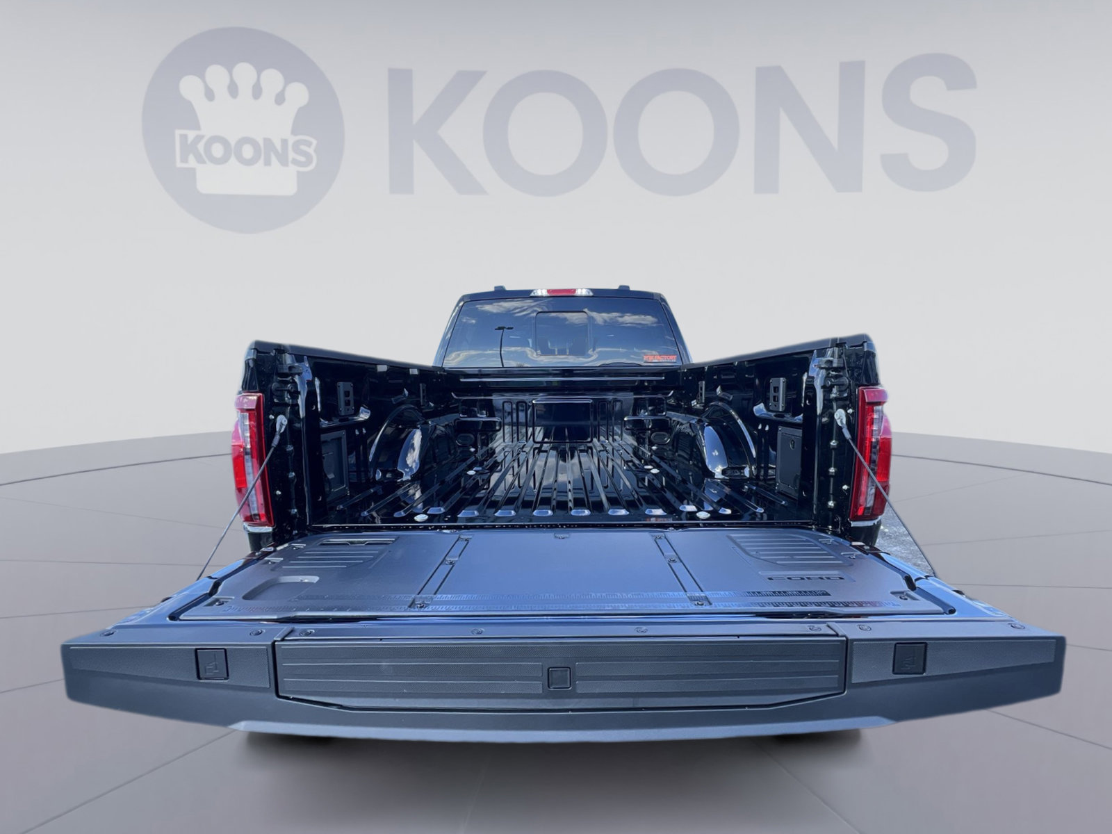 New 2025 Ford F150 XLT w/ Equipment Group 303A High image 25