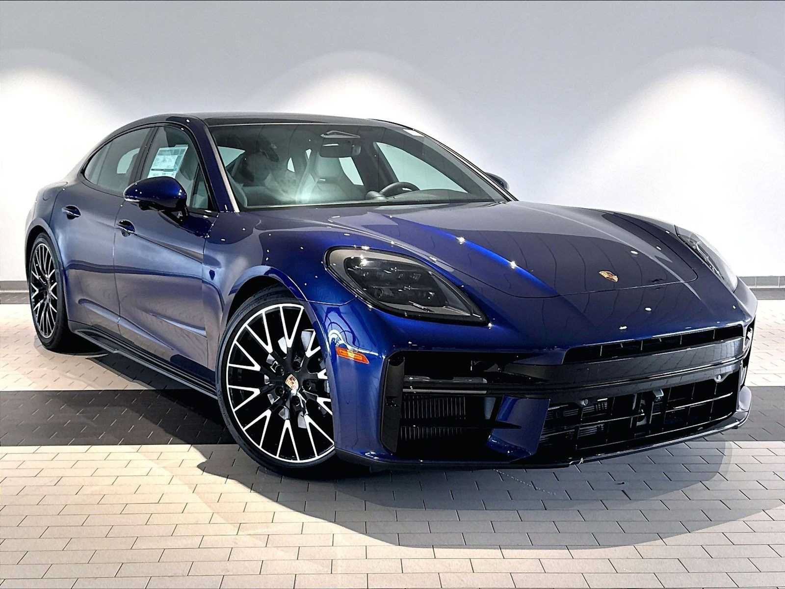 New 2026 Porsche Panamera 4 AWD/4WD image 9