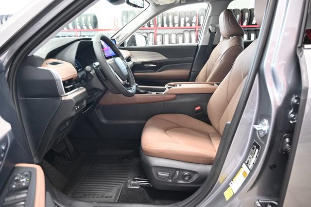 Certified 2026 Toyota Grand Highlander AWD image 10