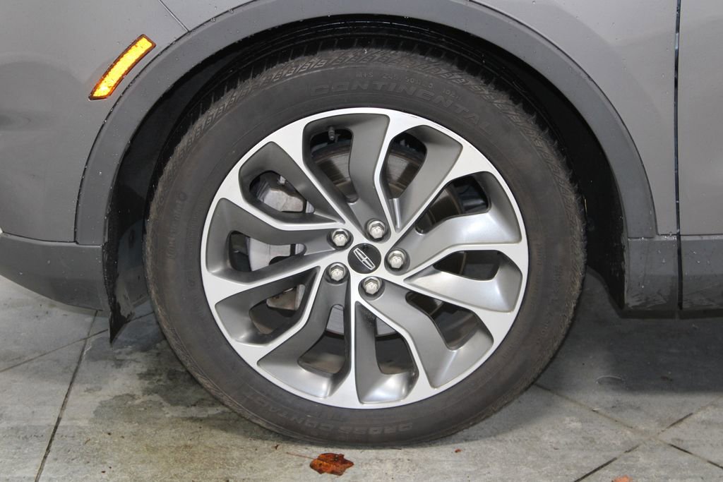 Used 2022 Lincoln Nautilus Reserve image 19