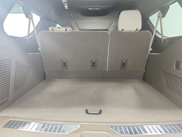 Used 2025 GMC Yukon XL Denali w/ Sun & Power Step Package RWD image 51