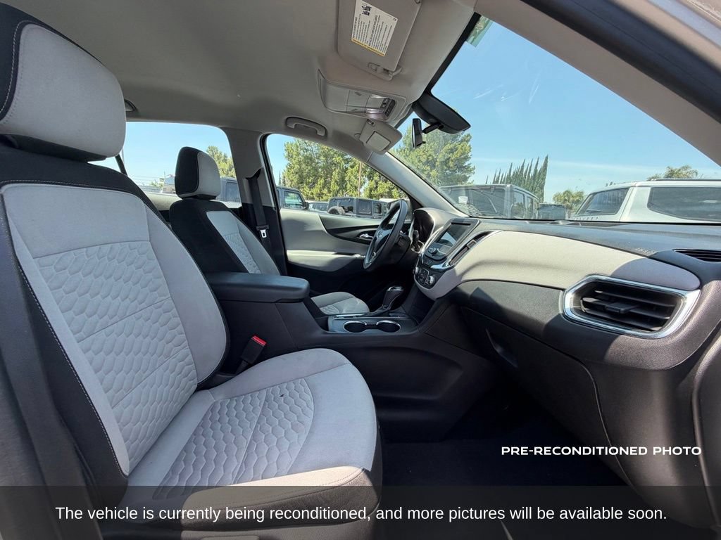 Used 2019 Chevrolet Equinox LS FWD image 13