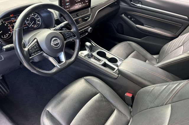 Used 2023 Nissan Altima 2.5 SR w/ SR Premium Package FWD image 10