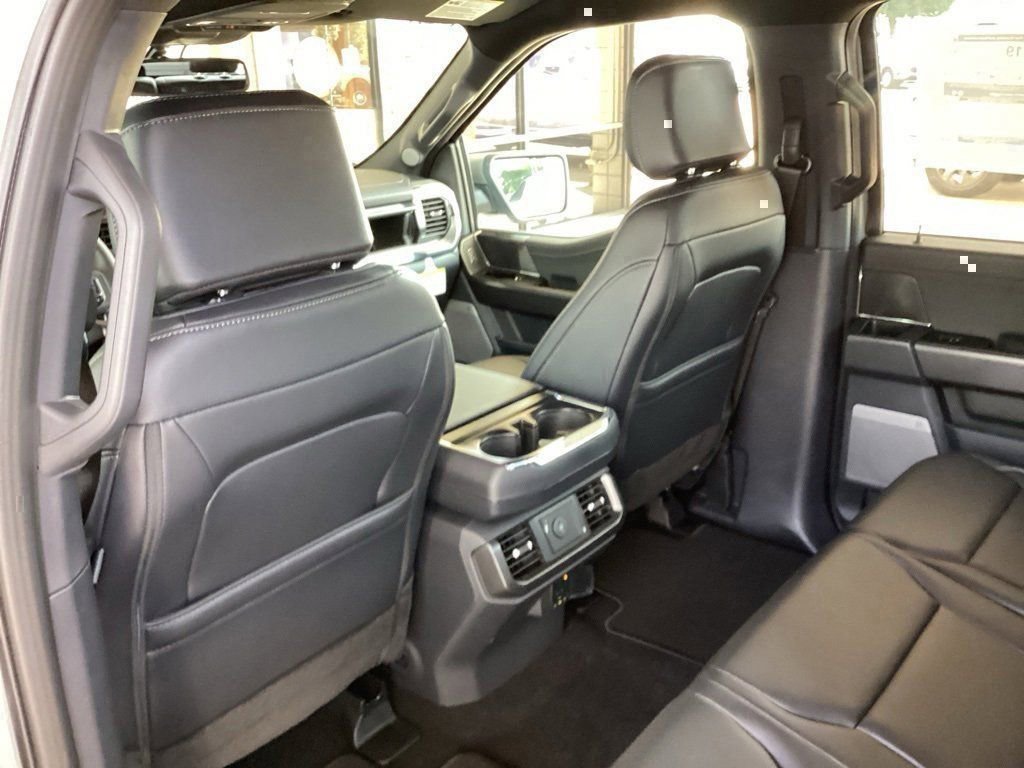New 2025 Ford F150 Lariat w/ Equipment Group 501A Mid image 36