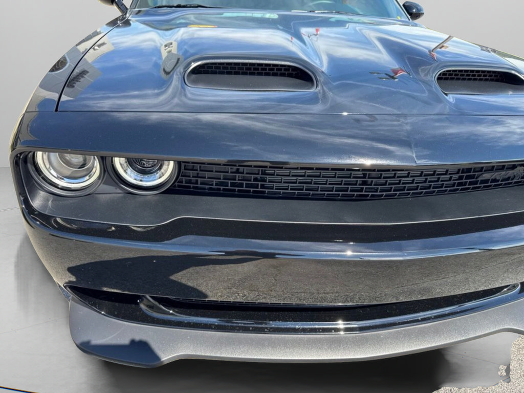 Used 2023 Dodge Challenger SRT Hellcat RWD image 9