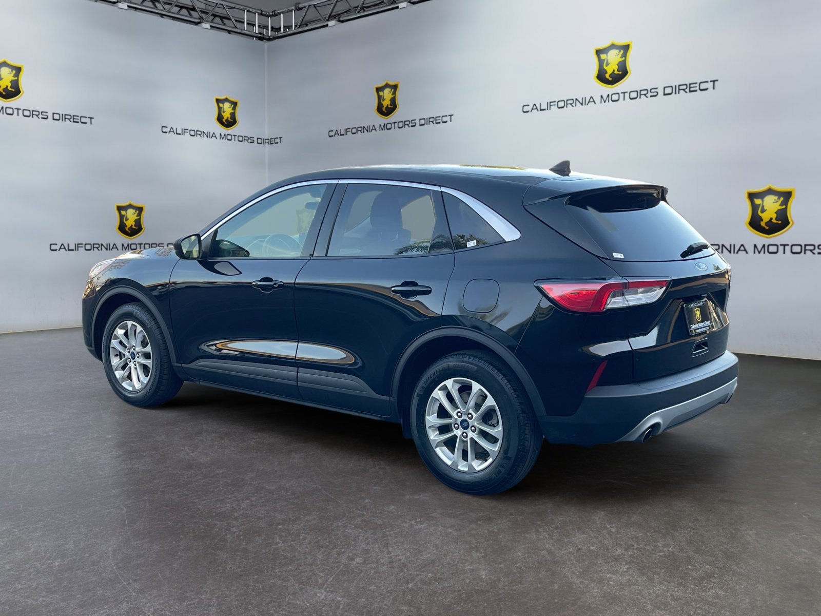 Used 2022 Ford Escape SE image 3