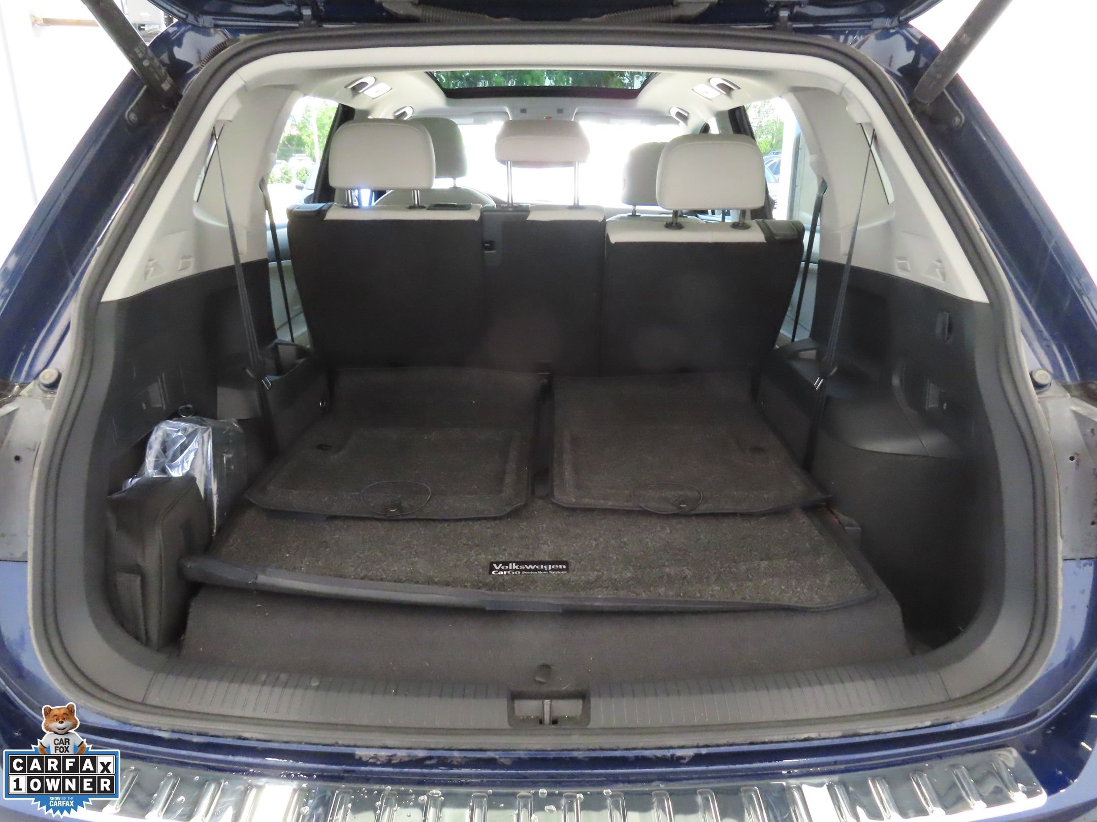 Certified 2024 Volkswagen Tiguan SE FWD image 23