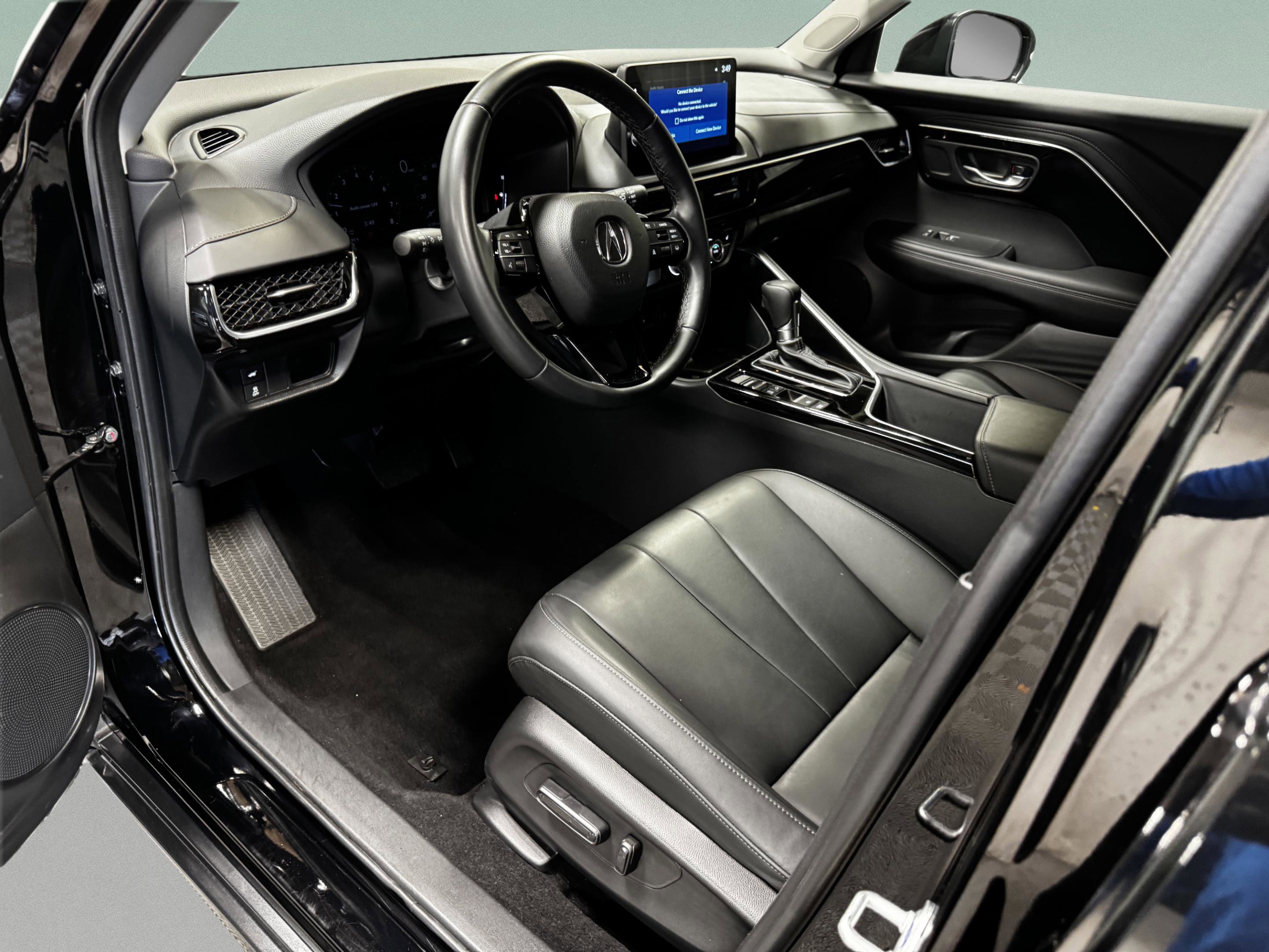 Certified 2025 Acura ADX FWD image 9