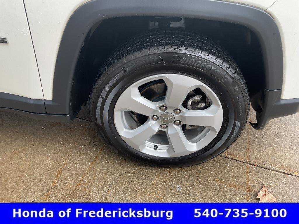 Used 2019 Jeep Compass Latitude w/ Popular Equipment Group AWD/4WD image 13