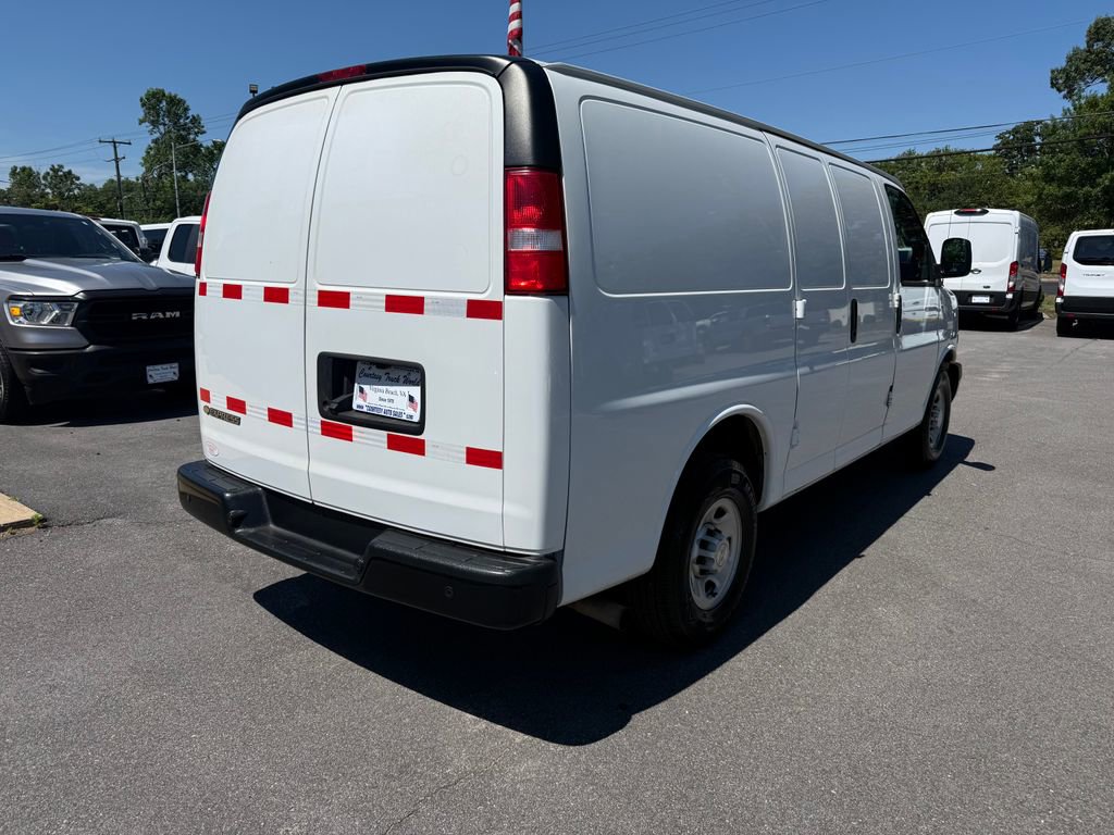 Used 2020 Chevrolet Express 2500 RWD image 12