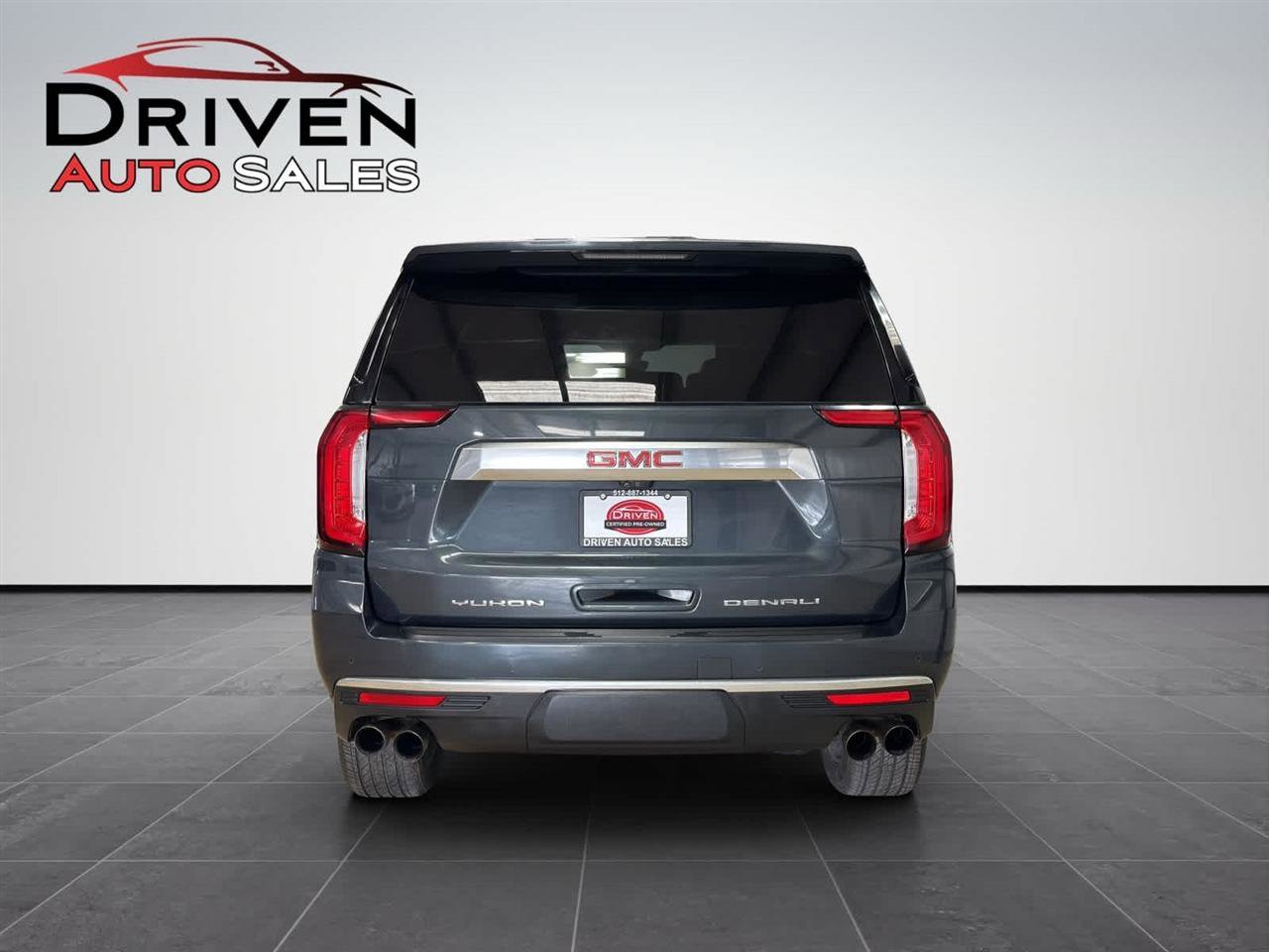 Used 2021 GMC Yukon Denali w/ Denali Premium Package image 5