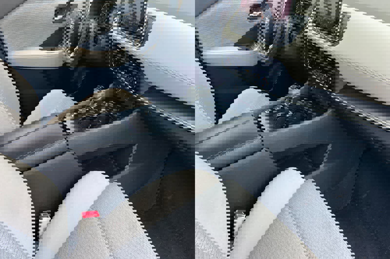 Certified 2023 Nissan Rogue SV image 18