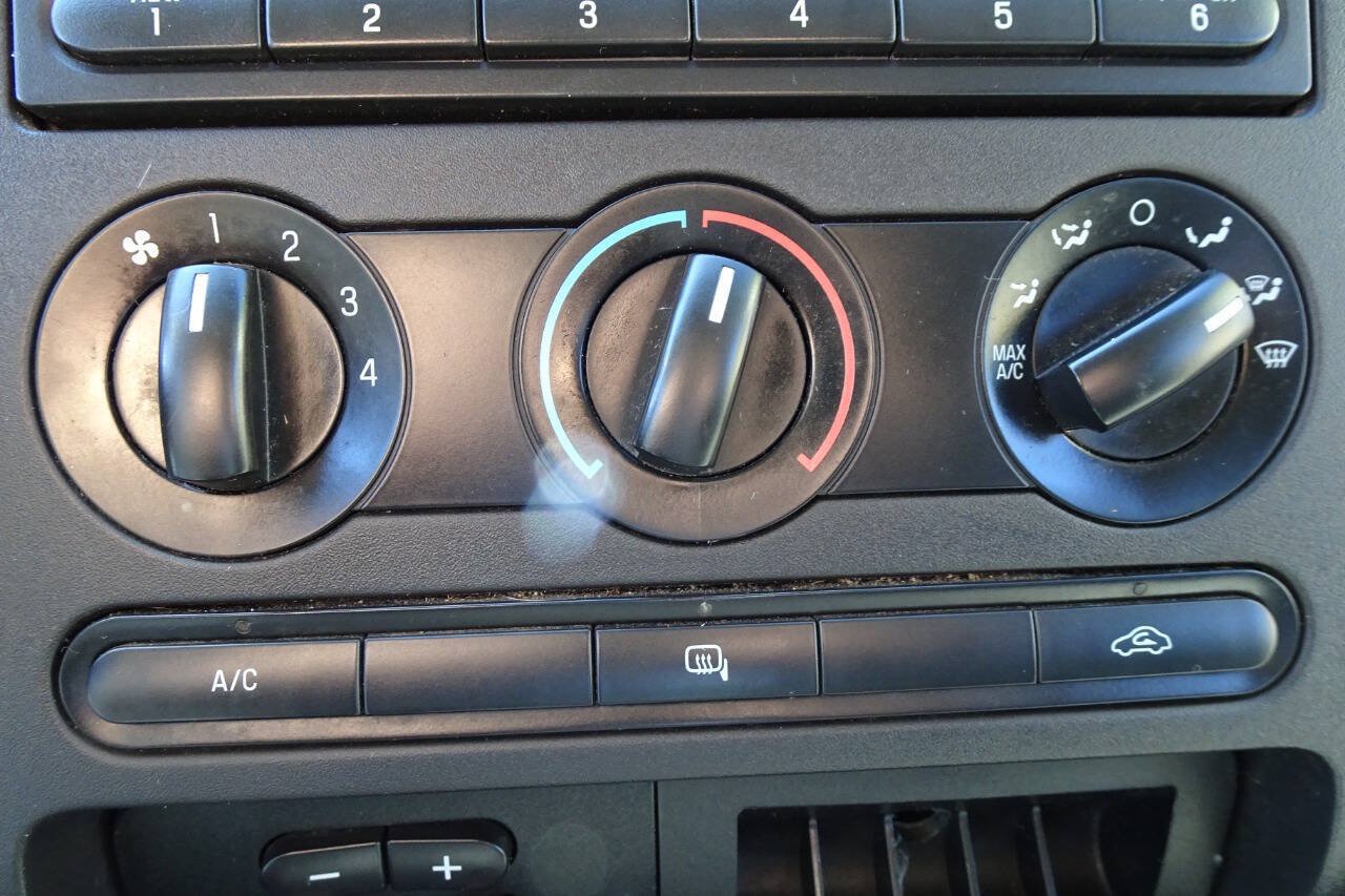 Used 2010 Ford F250 XLT AWD/4WD image 29