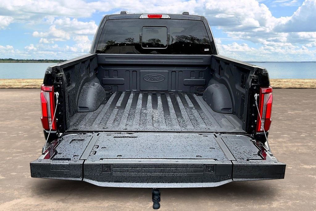 Used 2025 Ford F150 Lariat w/ Equipment Group 502A High image 9