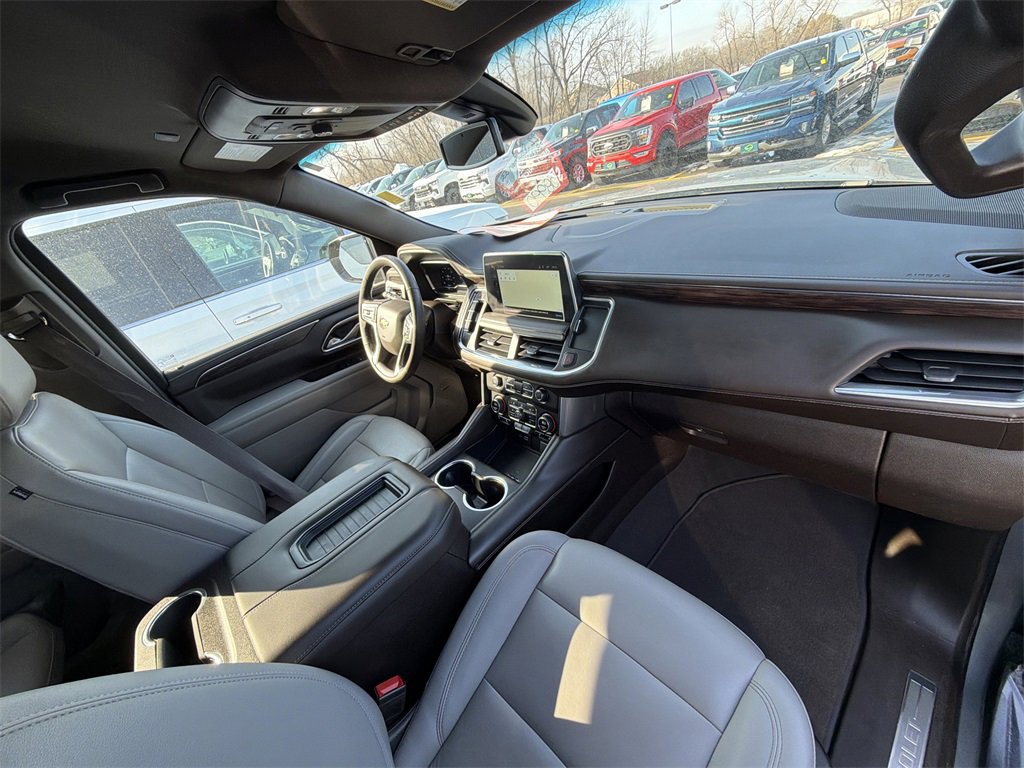 Certified 2022 Chevrolet Suburban LT w/ Luxury Package image 21