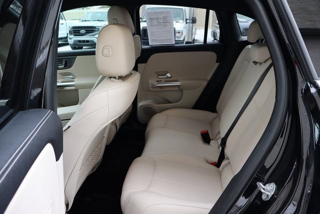 Used 2023 Mercedes-Benz GLA 250 4MATIC image 13