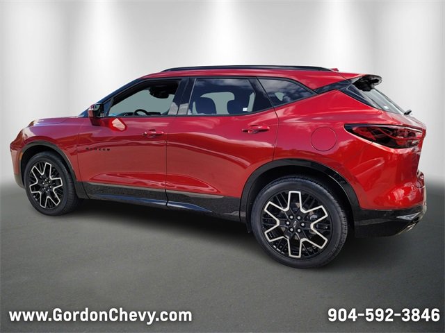 Used 2025 Chevrolet Blazer RS w/ Enhanced Convenience Package image 3