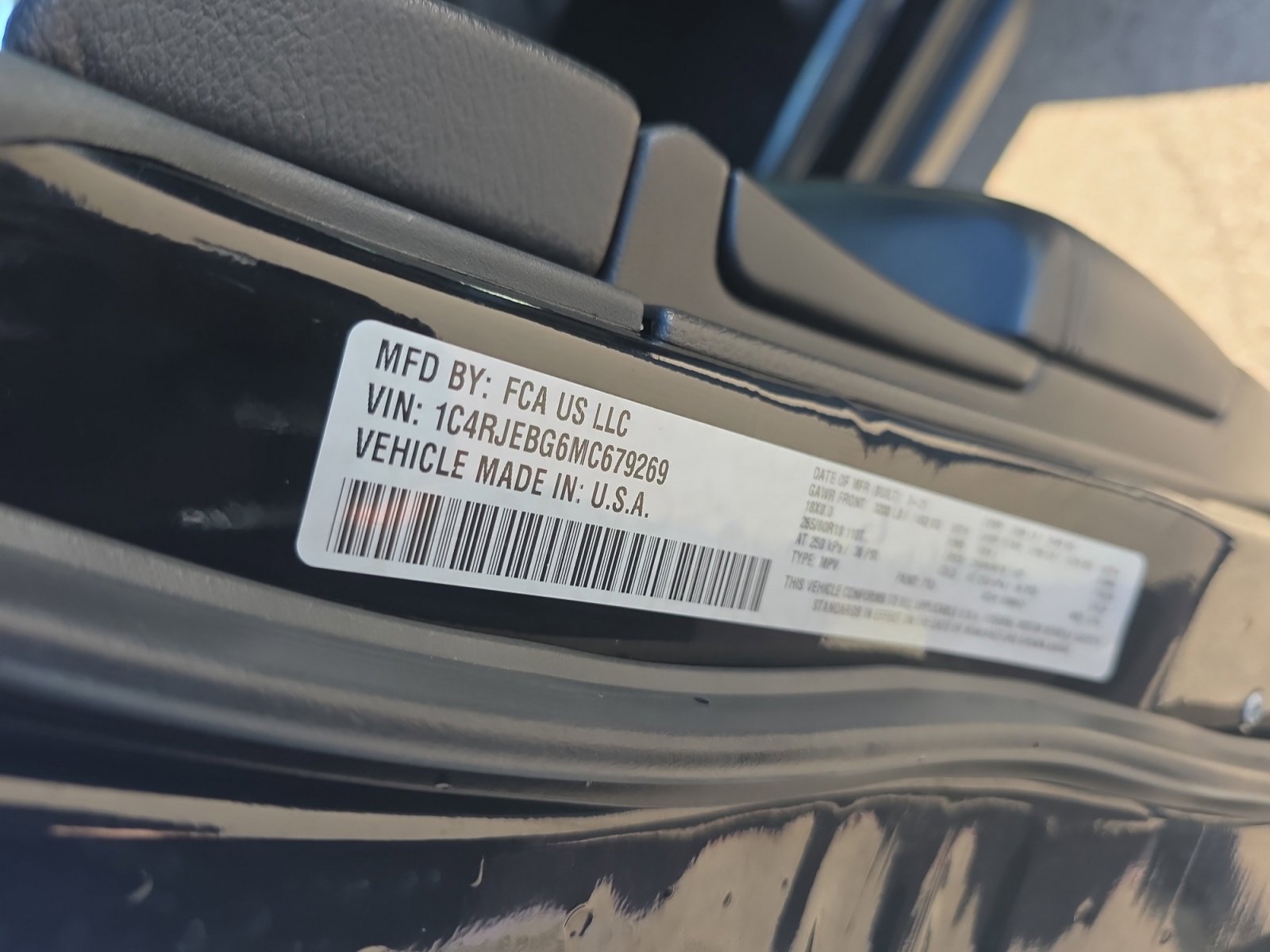 Used 2021 Jeep Grand Cherokee Limited w/ Luxury Group II image 25