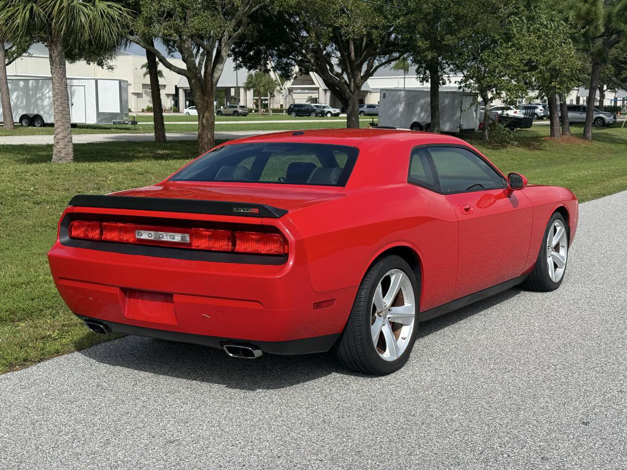 Used 2009 Dodge Challenger SRT8 RWD image 6