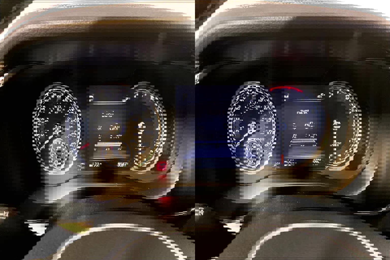 Used 2023 Genesis G70 3.3T w/ Sport Prestige Package image 26