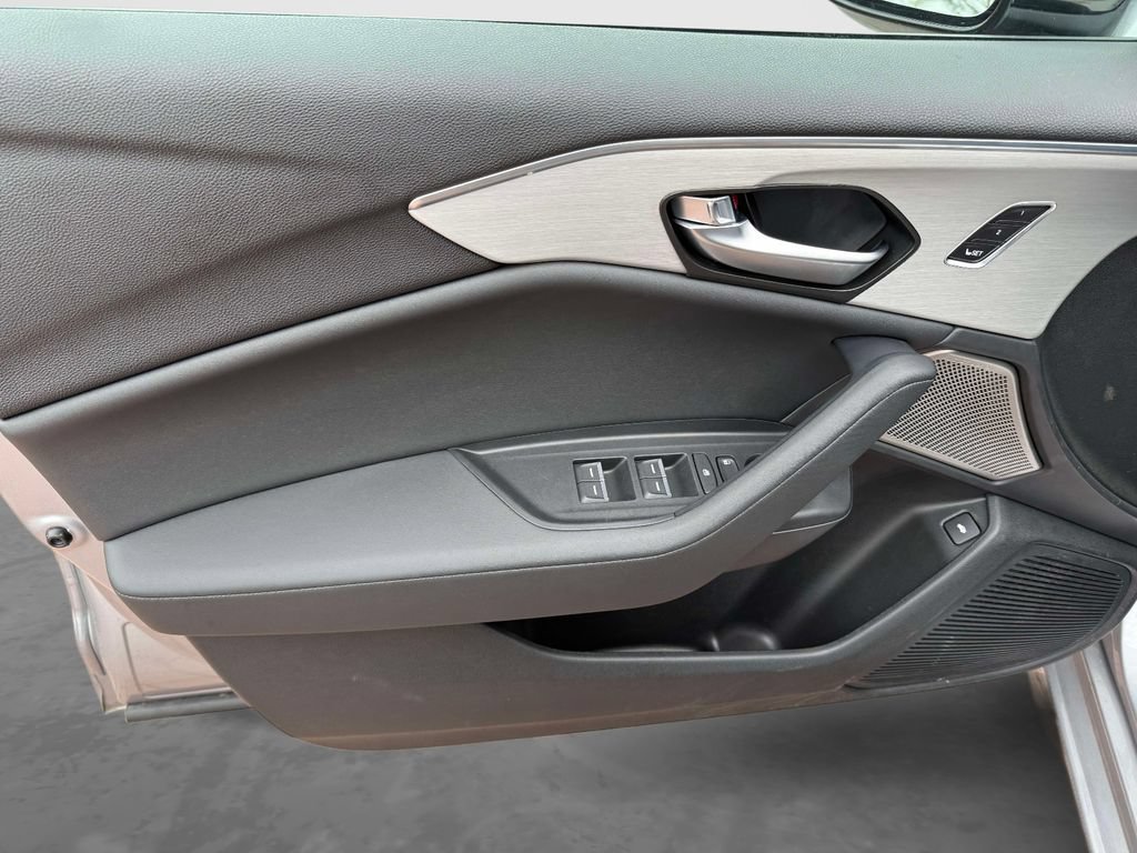 Certified 2025 Acura TLX w/ Technology Package FWD image 9