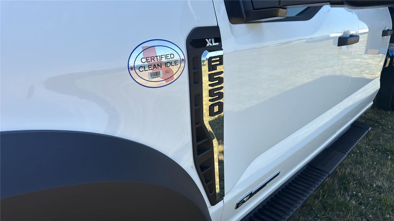 New 2026 Ford F550 4x4 Crew Cab image 25