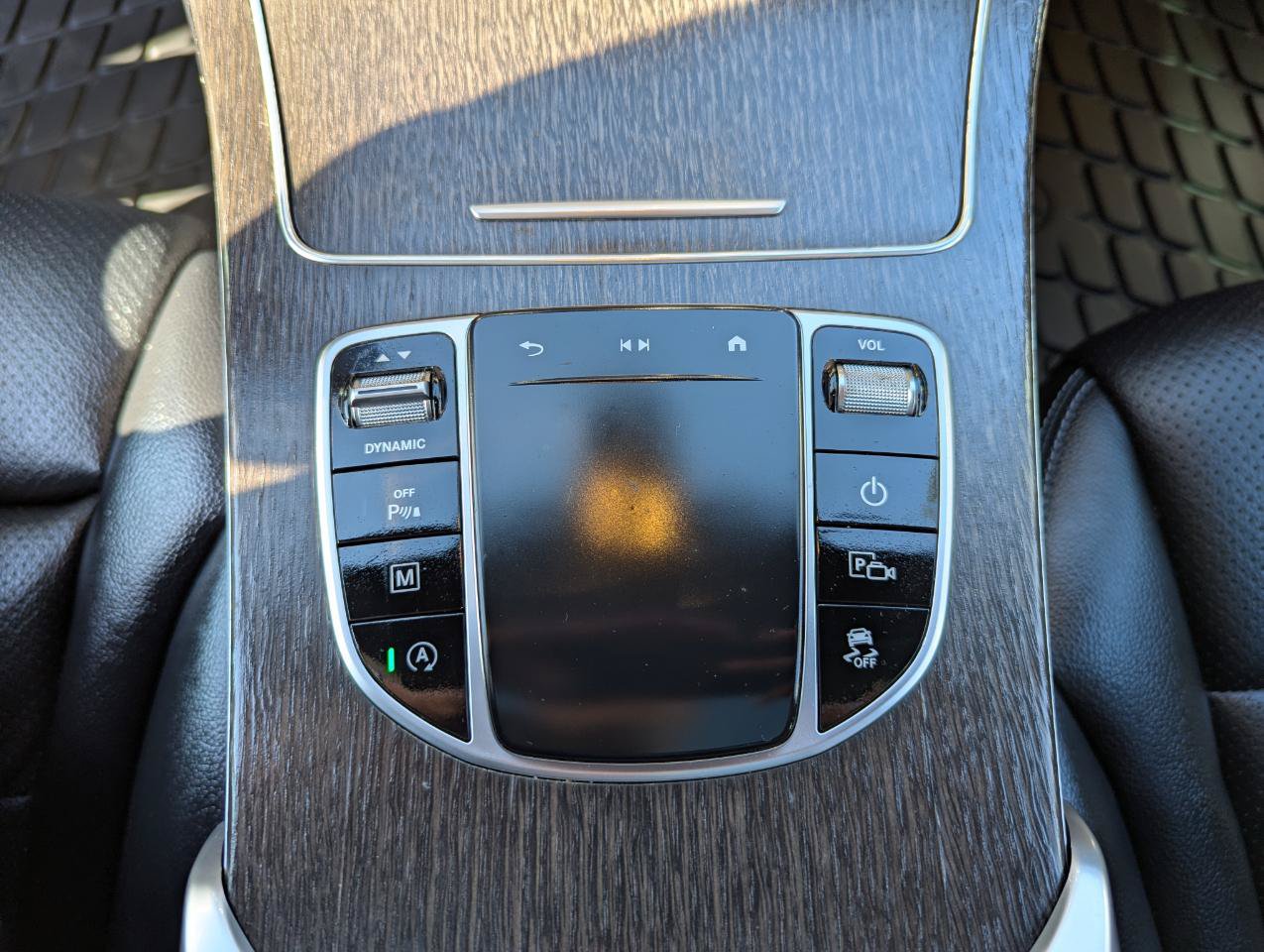 Used 2021 Mercedes-Benz GLC 300 4MATIC image 27