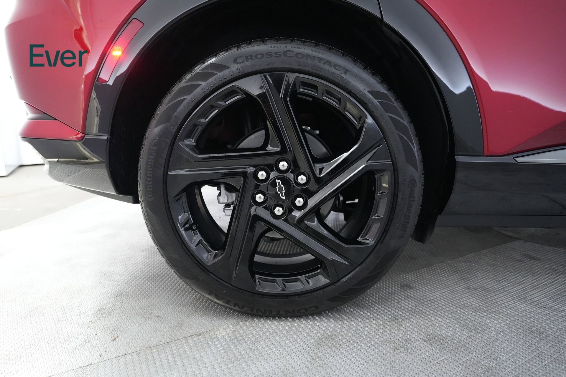 Used 2024 Chevrolet Equinox EV RS FWD image 22