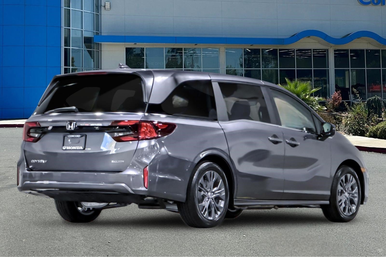 New 2026 Honda Odyssey Touring image 8