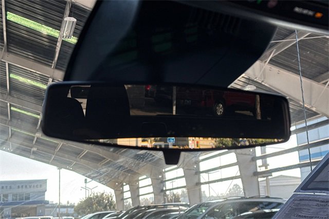 Used 2025 Chevrolet Silverado 1500 LT image 25